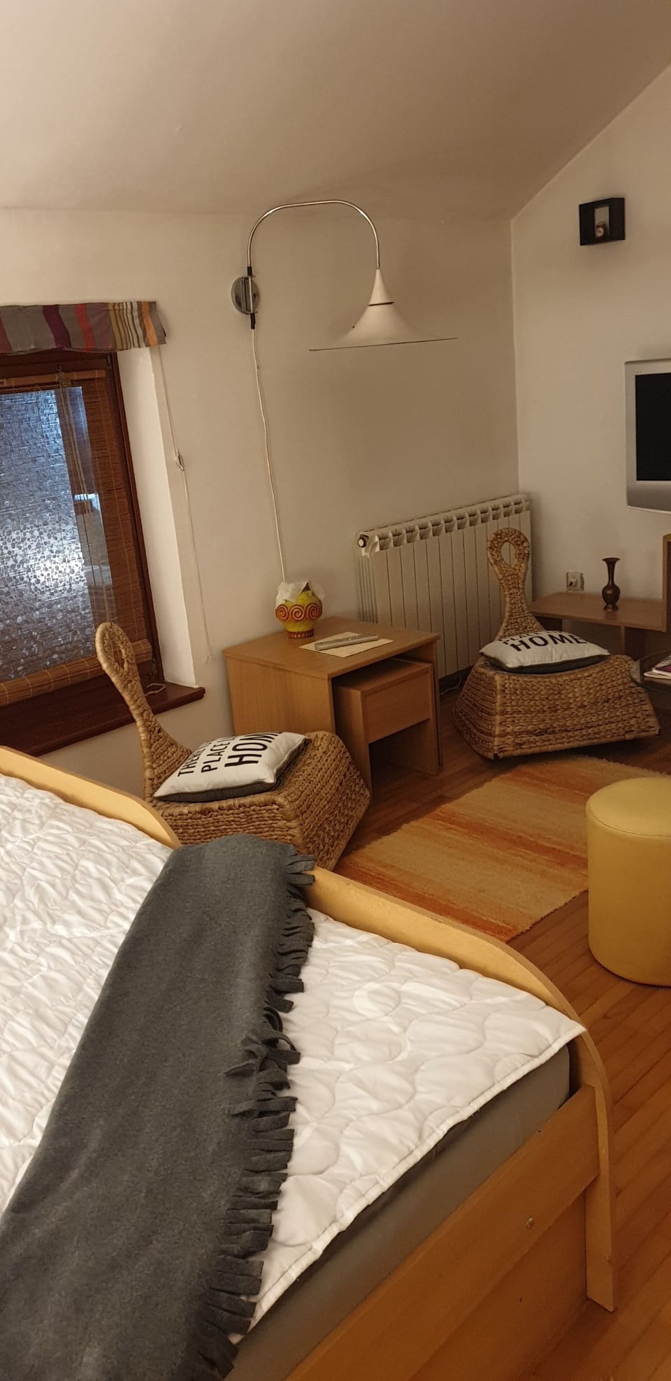 Studio | 2 bedrooms, iron/ironing board, free WiFi, bed sheets