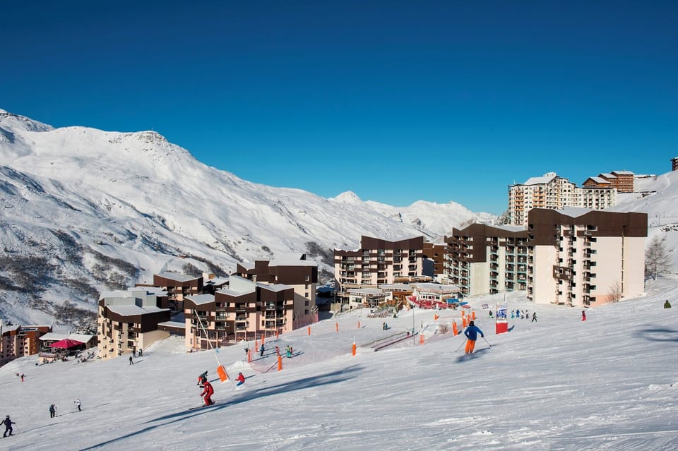 Snow and ski sports