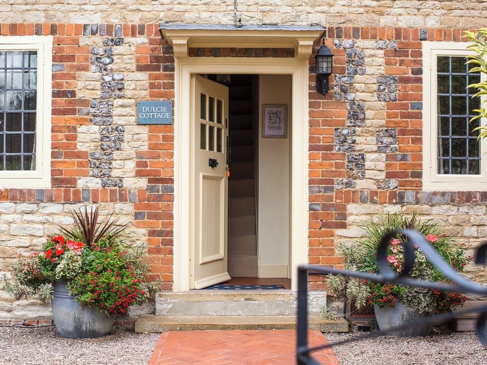 Exterior | Dulcie Cottage, Preston Crowmarsh, near Wallingford