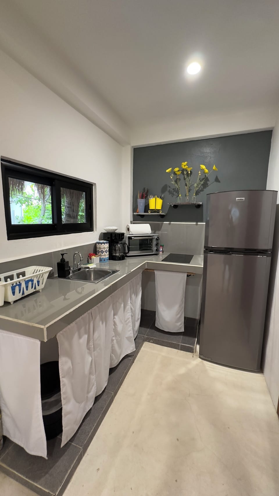 Kitchen, two burner stove