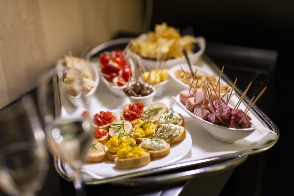 Room service - dining
