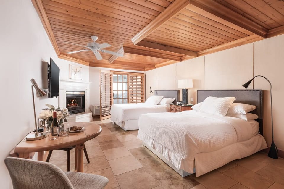 Comfort Double Room, 2 Queen Beds, Fireplace, Ground Floor | Premium bedding, down comforters, laptop workspace, iron/ironing board