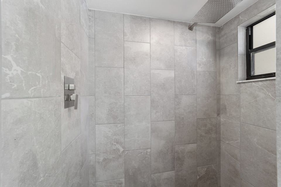 Master Bath Rain Shower