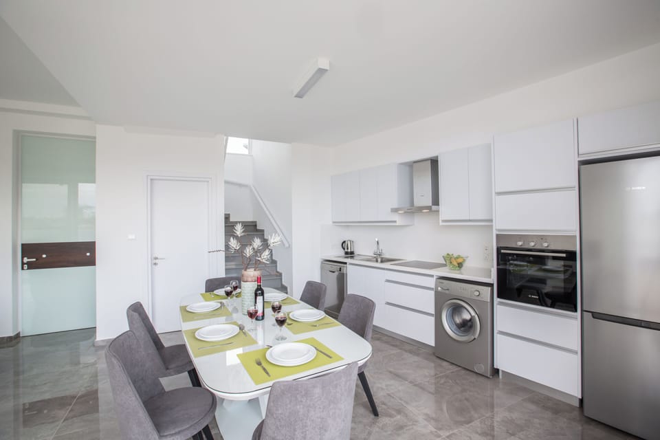 Villa, 2 Bedrooms, Smoking, Private Pool | Private kitchen | Microwave, coffee/tea maker