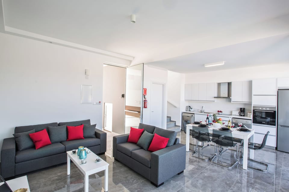 Villa, 2 Bedrooms, Smoking, Private Pool | Living area