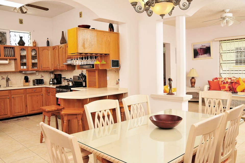 House, 4 Bedrooms, Terrace, Ocean View | Interior