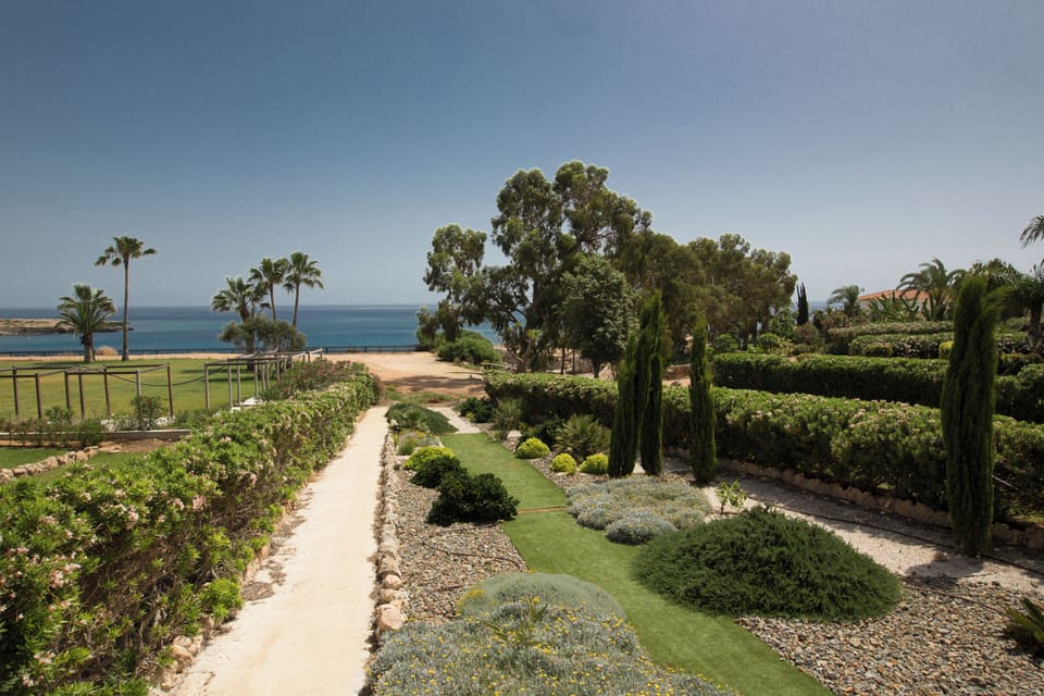 Villa, 4 Bedrooms, Smoking, Private Pool | Property grounds