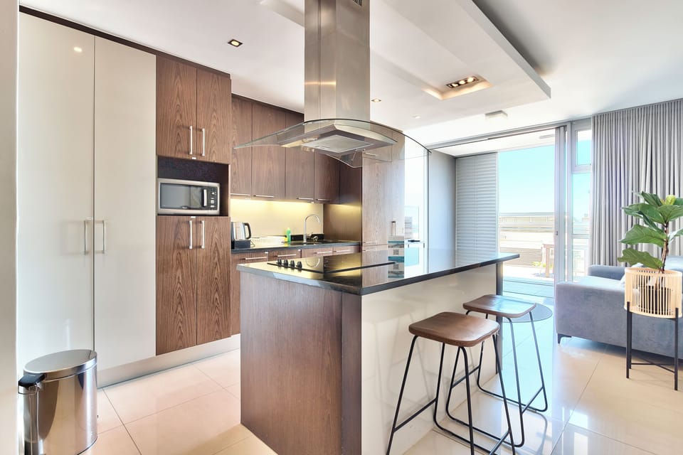 Apartment, 1 Bedroom, Balcony, Ocean View | Interior