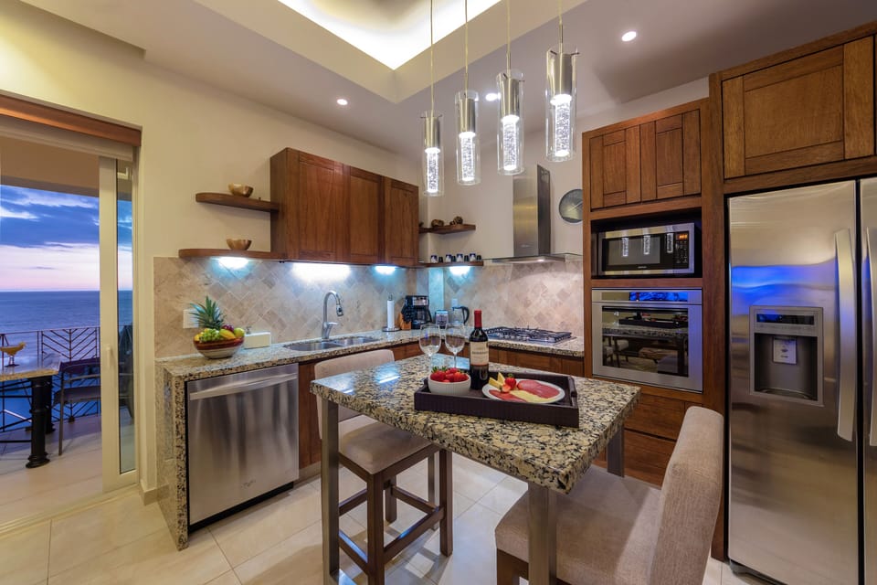 Fully equipped kitchen