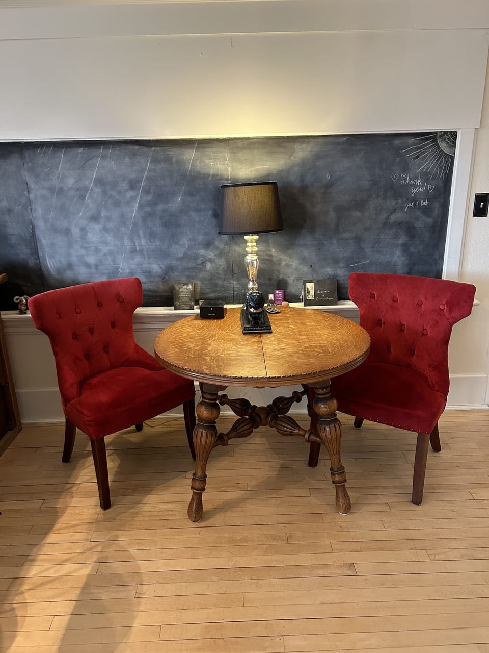 Table and chairs to plan your adventures 