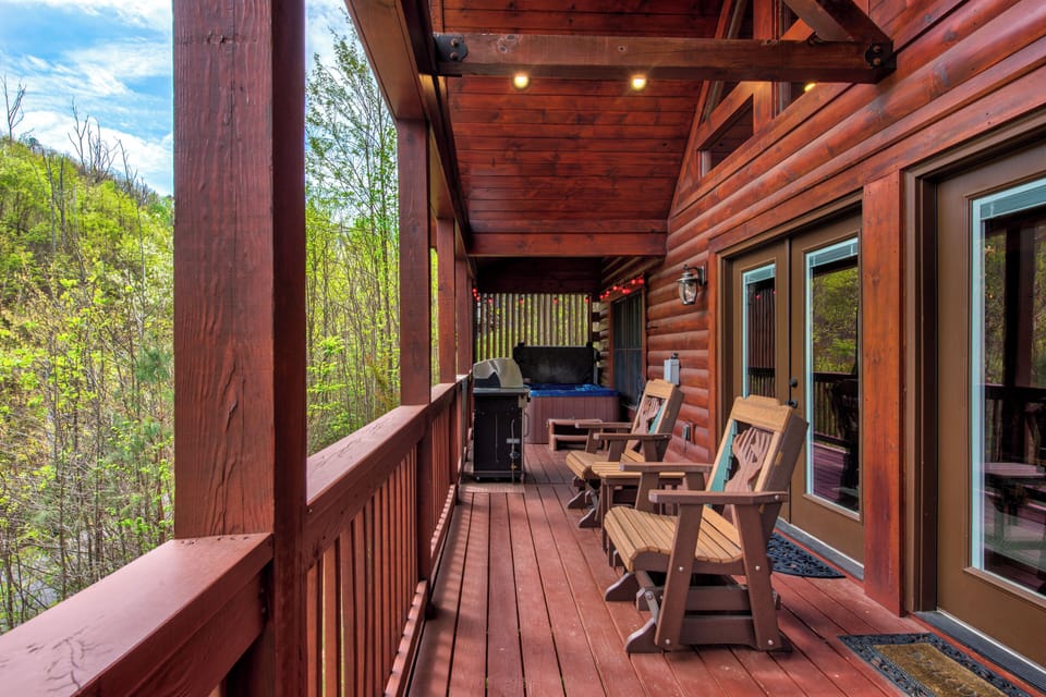Deck Seating, Gas Grill, and Hot tub