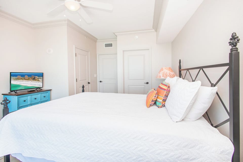 Guest Bedroom 1.3