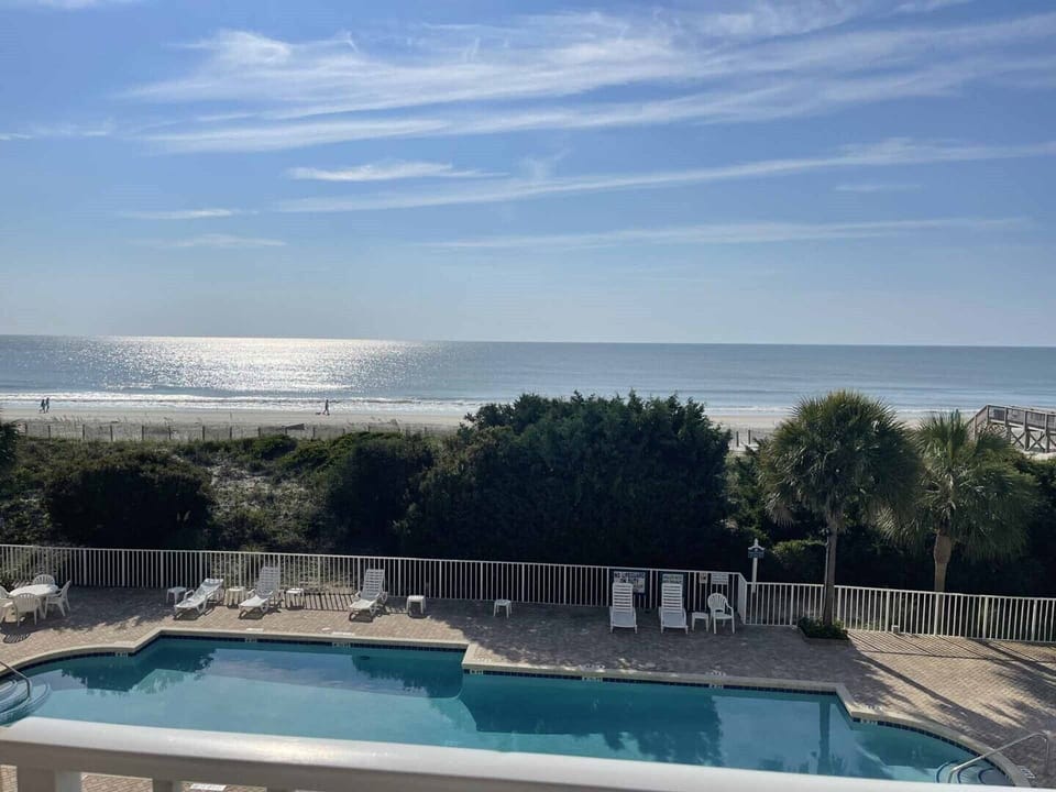 Balcony View to Ocean