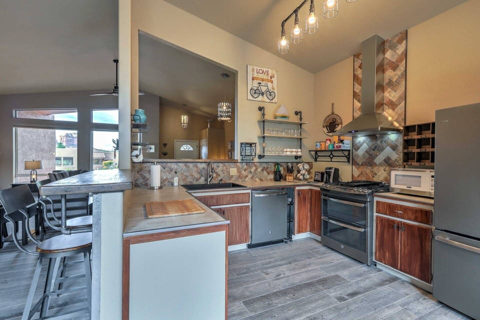 Prepare your favorite dishes in this fully equipped kitchen