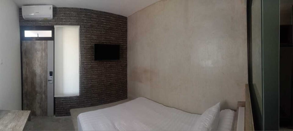 Deluxe Room | Free WiFi, bed sheets