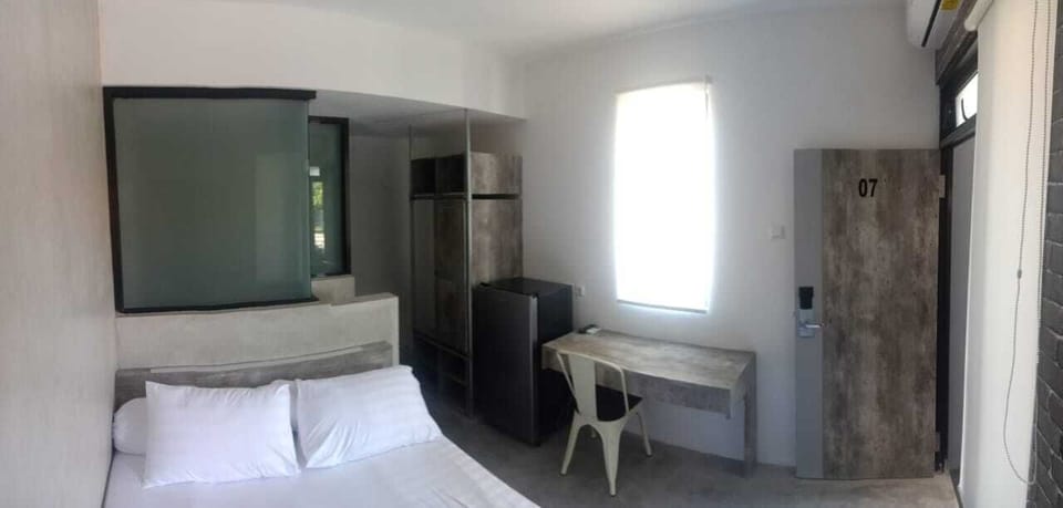 Deluxe Room | Free WiFi, bed sheets