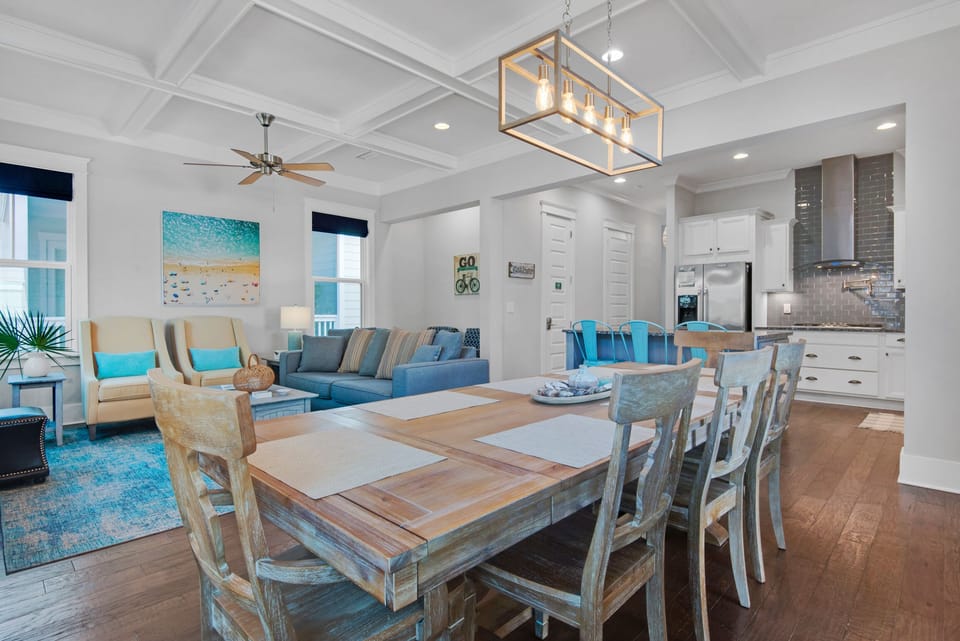 Cozy open floor plan with 10’ coffer ceiling