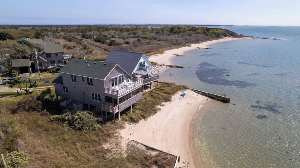 Aerial Back Exterior (3)