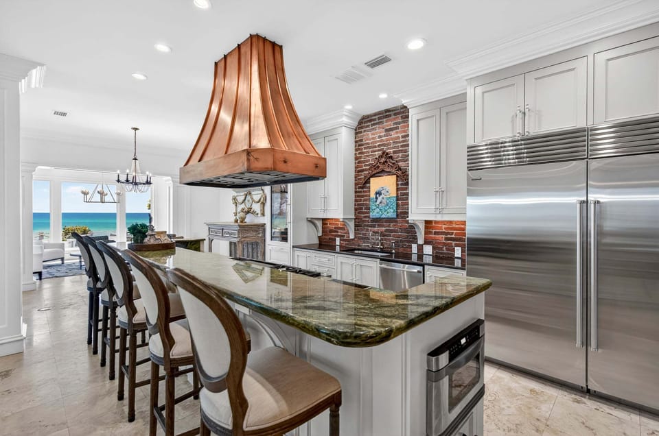 PoppyLu - Blue Mountain Beach - Kitchen