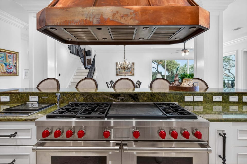 PoppyLu - Blue Mountain Beach - Kitchen