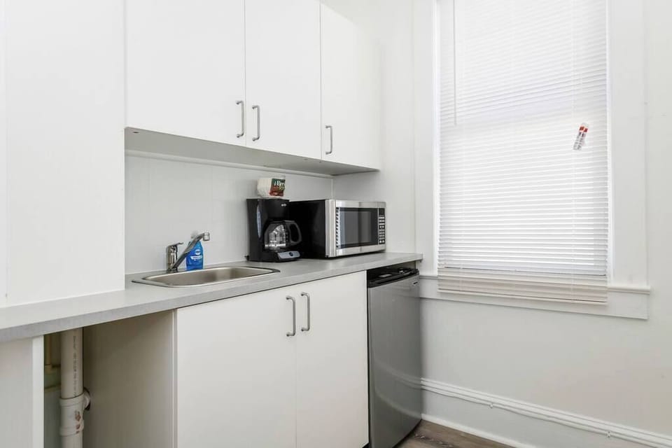 Kitchenette
