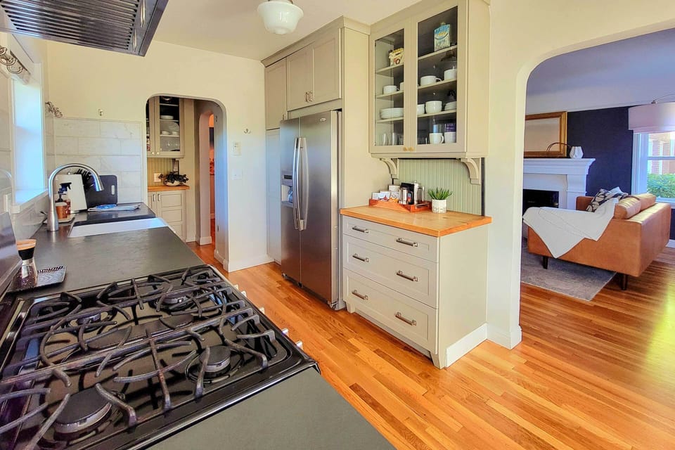 Kitchen | Stainless Steel Appliances | Cooking Basics | Complimentary Spices