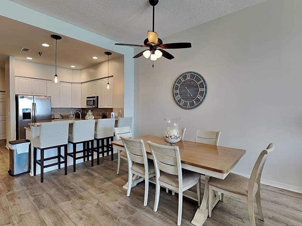 Dining Area - Table for Six and Bar Seating