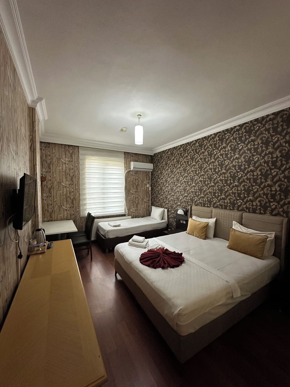 Deluxe Twin Room | Egyptian cotton sheets, premium bedding, blackout drapes, soundproofing