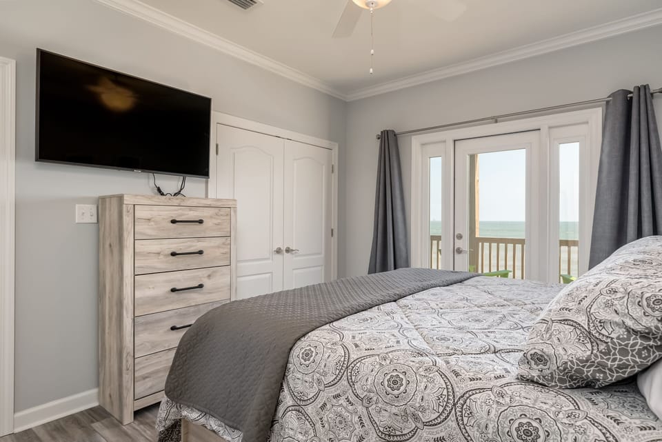SW Master Bath Moasis