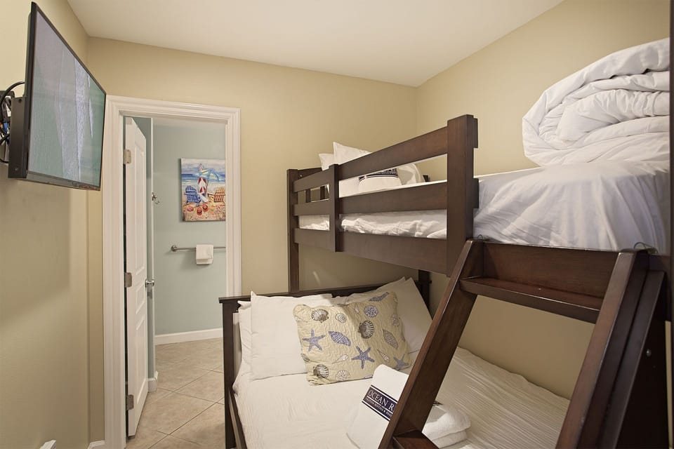Beach Resort 311 Bunks