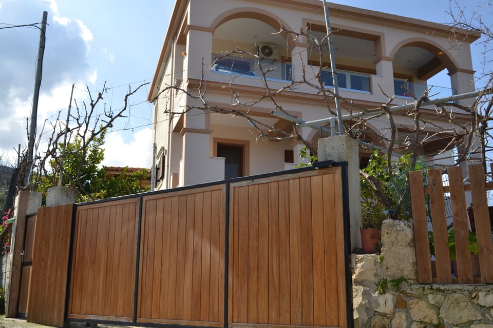 Apartment | Exterior