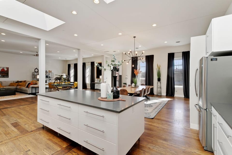 Beautiful Chef's Kitchen with Large Center Island