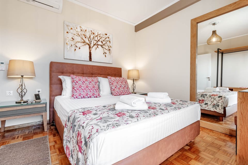 Premium Villa, Private Bathroom, Garden View (Villa Sun Sole) | 4 bedrooms, premium bedding, individually decorated