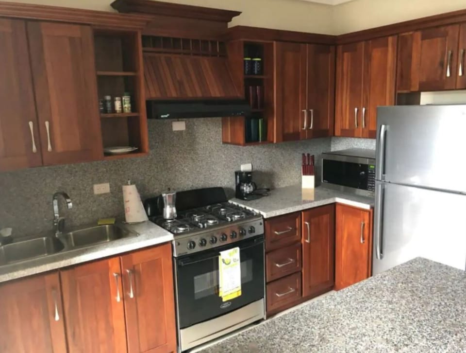 Fully equipped kitchen