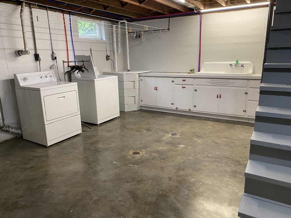 Large Laundry in the Basement