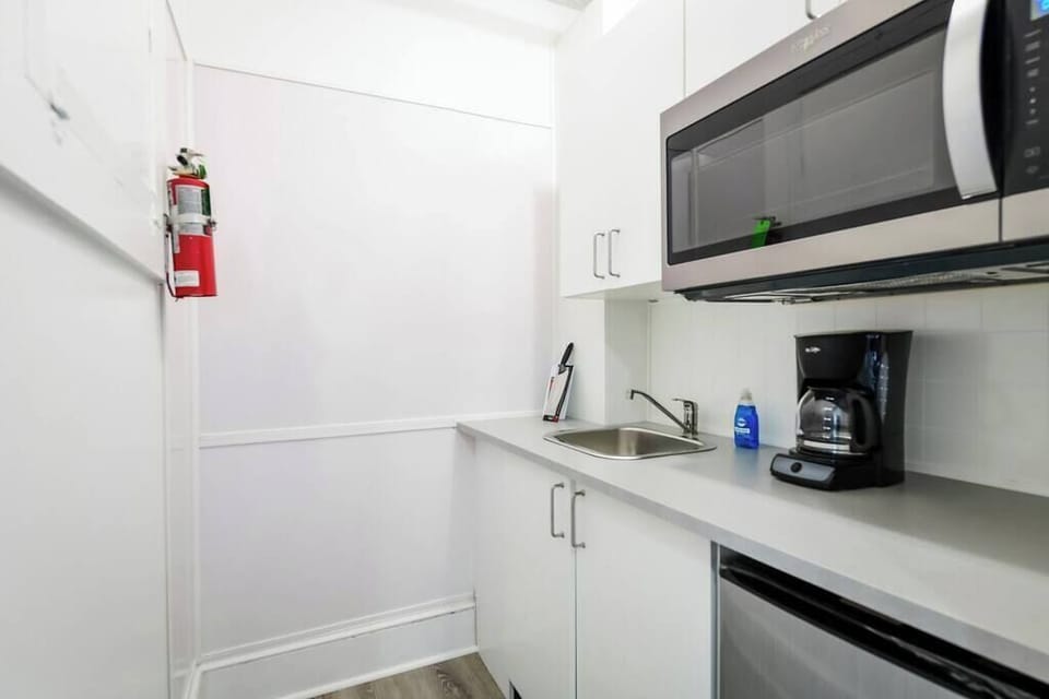 Kitchenette