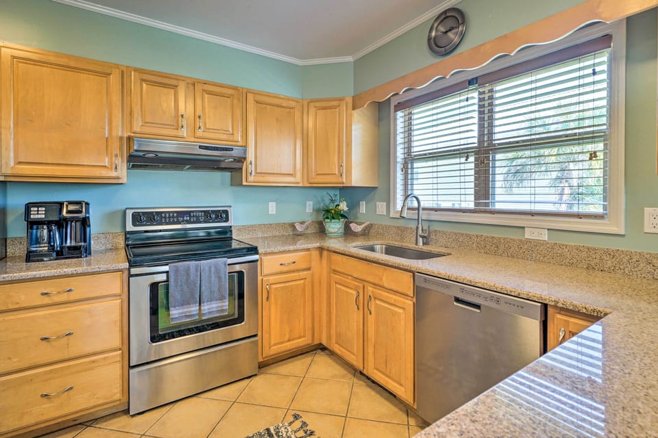 Kitchen | Stainless Steel Appliances