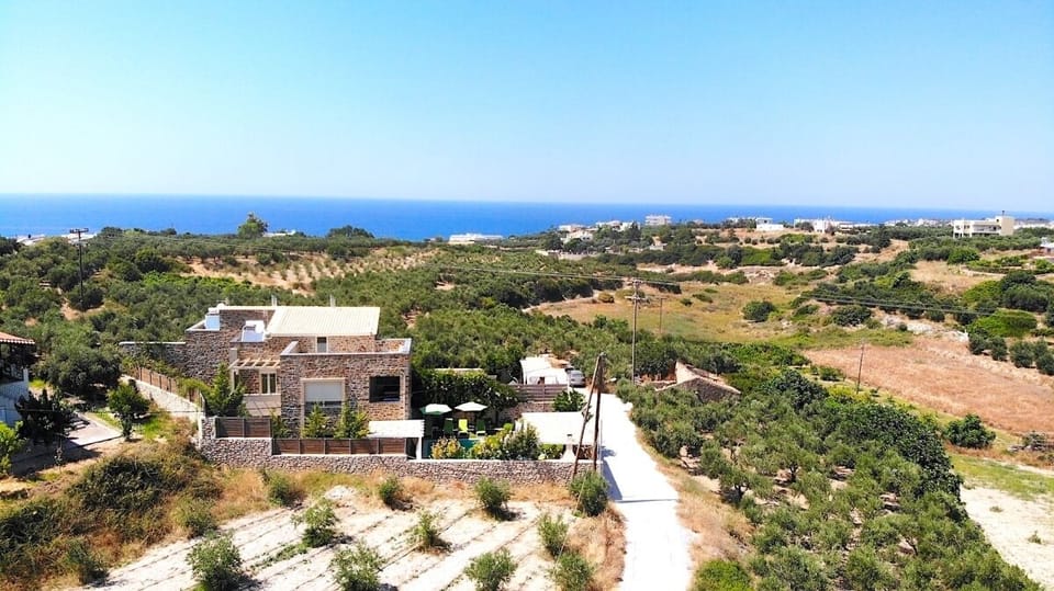 View of the villa and the cretan landscape