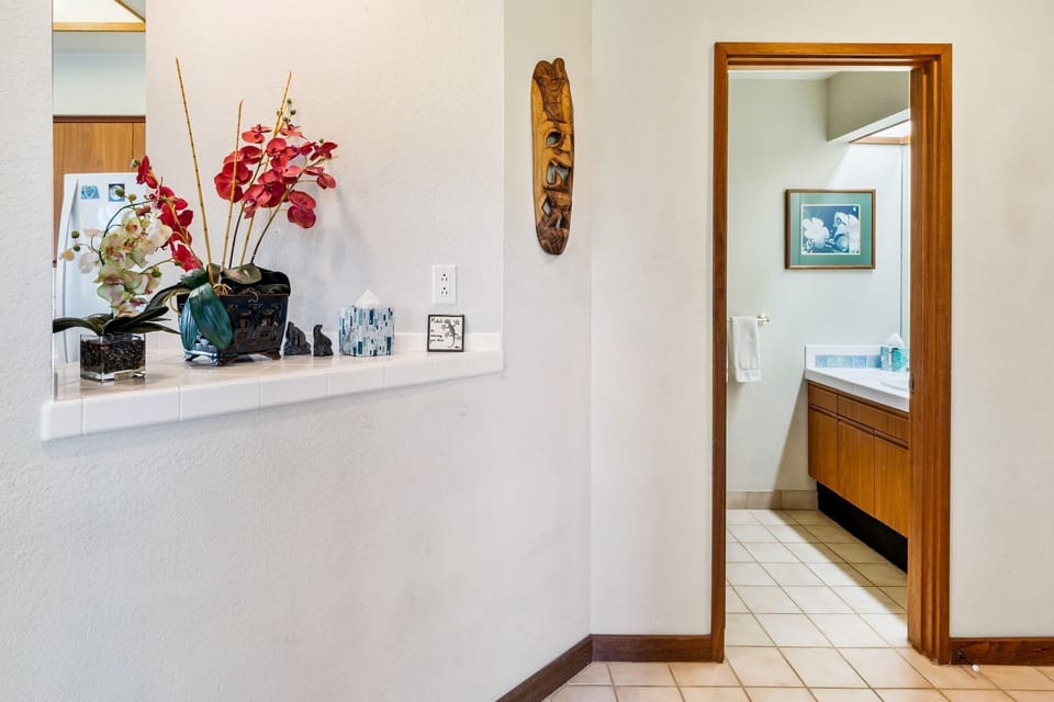 Guest bathroom by entrance 