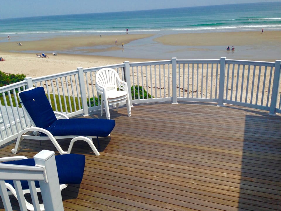 Mid Level Deck