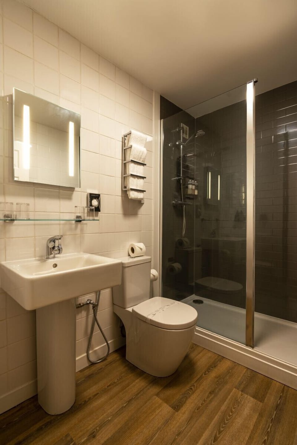 Glen Suite