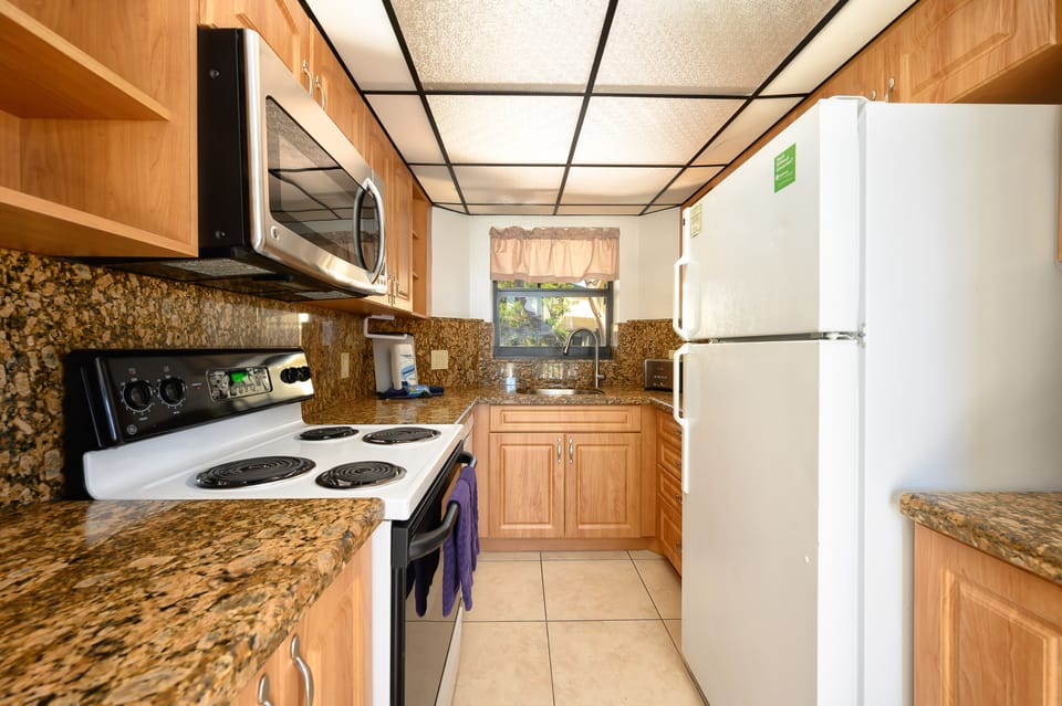 Full kitchen, dishwasher, & everything you need to prepare family meals.