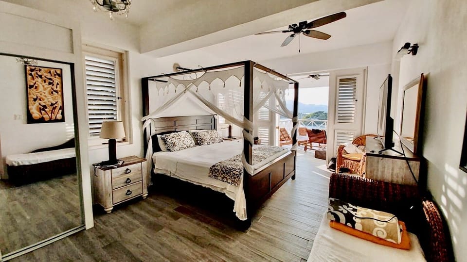Bedroom 3 with large pool terrace 