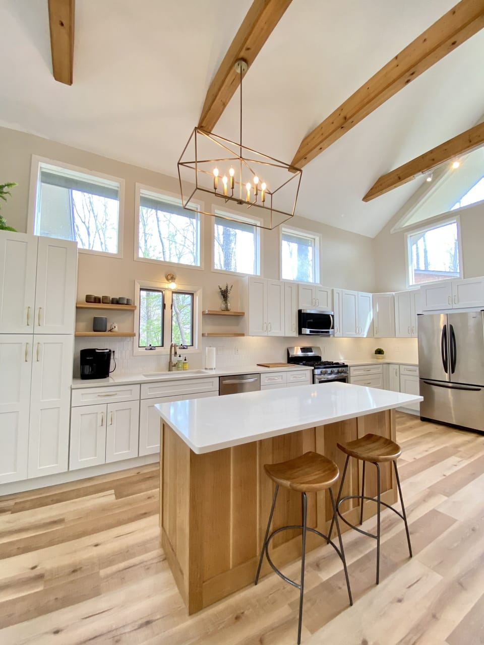 Enjoy this completely renovated kitchen.