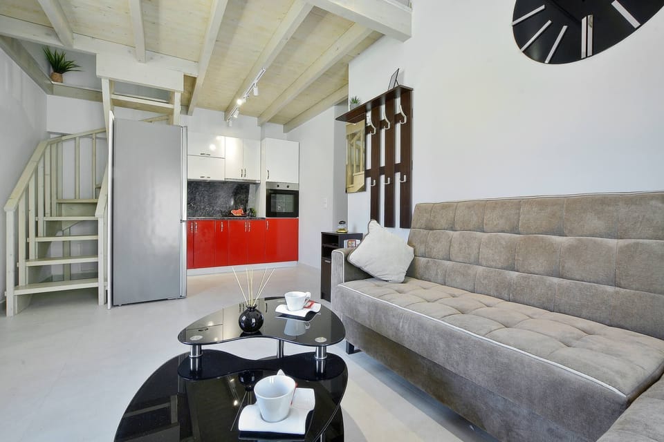 Villa | Living room | 30-inch TV with digital channels