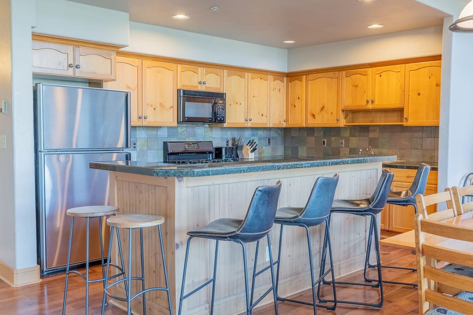 Breakfast counter near kitchen