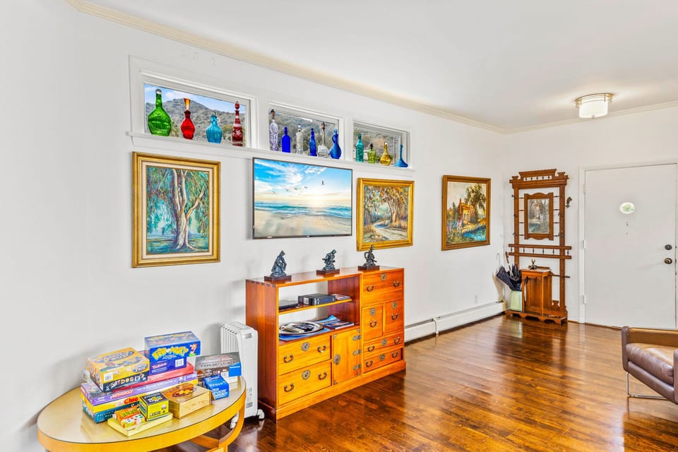 CASAMAR - Living Room Tv