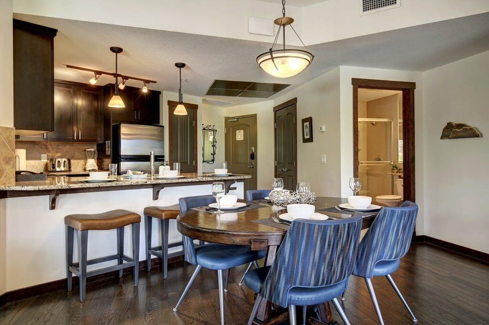 Stoneridge 303 managed Exclusively by Rockies Rentals