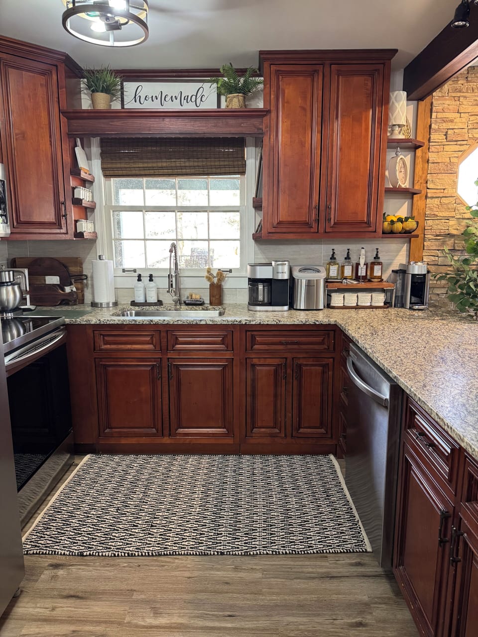 Kitchen layout