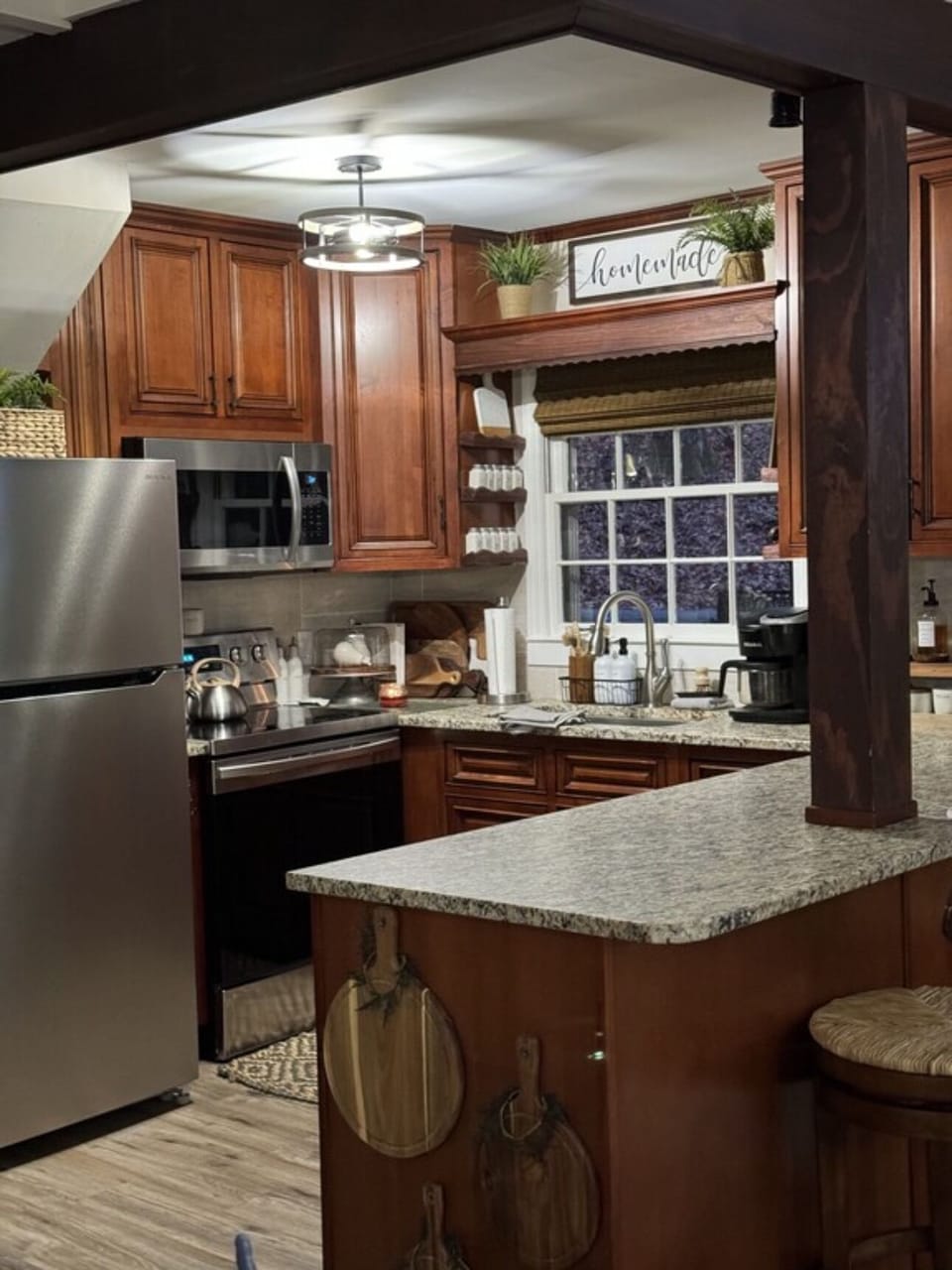 Fully stocked kitchen with very nice cookware and dinnerware.